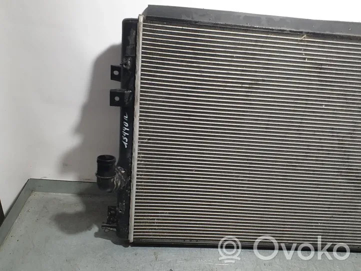 Volkswagen Tiguan Радиатор охлаждающей жидкости 5N0121253L
