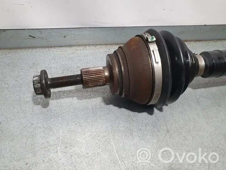 Volkswagen PASSAT B7 Etuvetoakseli 1K0407272RB