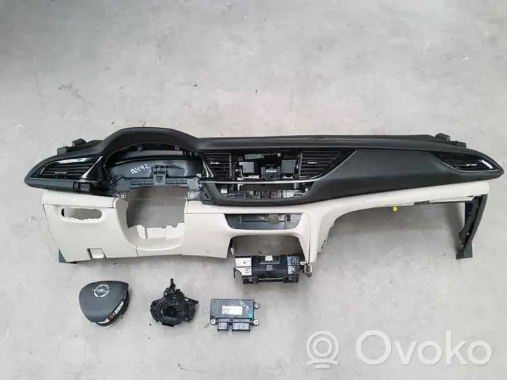 Opel Insignia B Set airbag con pannello 
