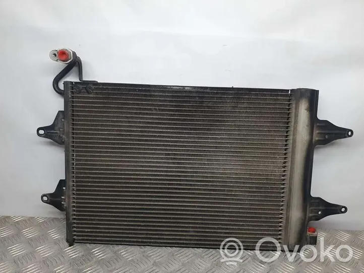 Volkswagen Polo Radiatore di raffreddamento A/C (condensatore) 6Q0820411H