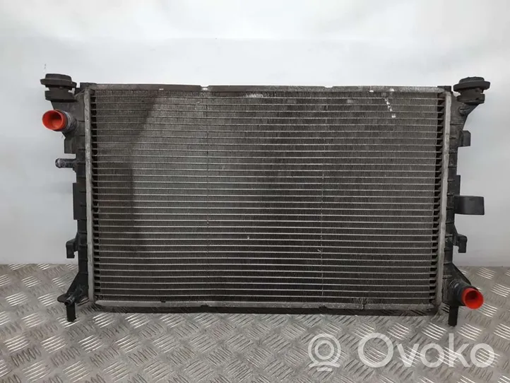 Ford Focus Coolant radiator 98AW8061SA