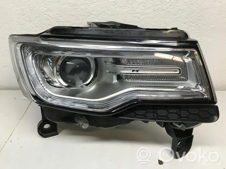 Jeep Cherokee Headlight/headlamp 55112912AB