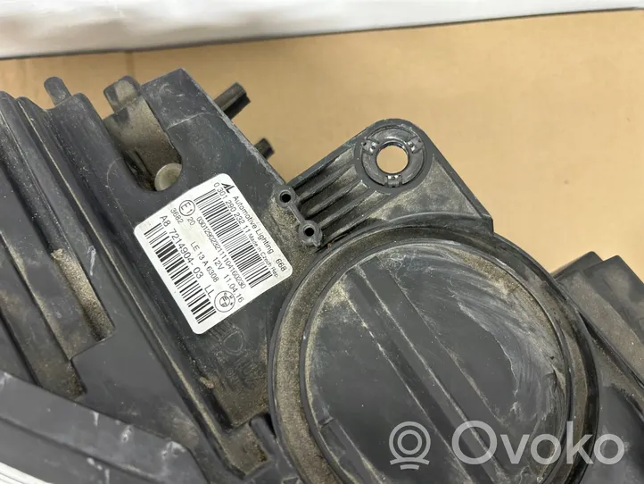 BMW 2 Active Tourer U06 Lampa przednia 7494855