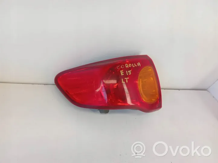 Toyota Corolla E140 E150 Lampa tylna 8156102410