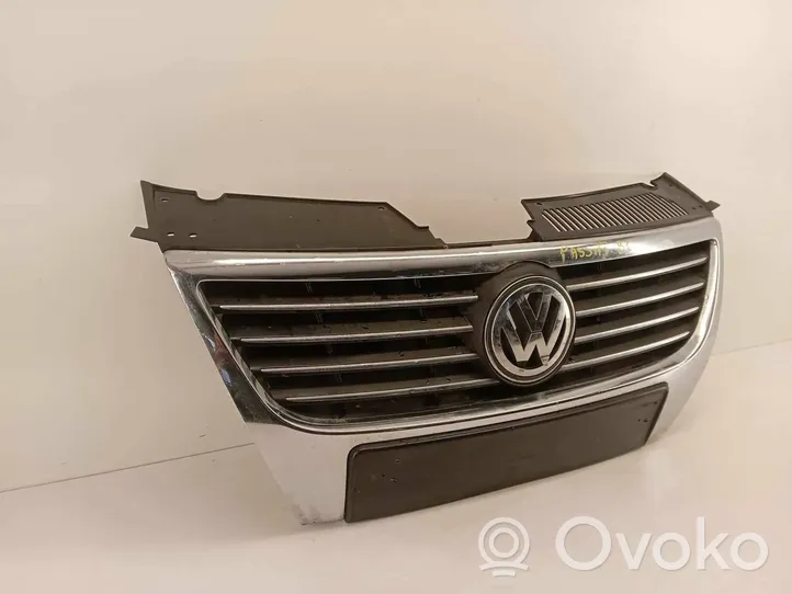 Volkswagen PASSAT B6 Griglia anteriore 