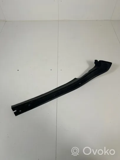 BMW M4 F82 F83 Panel wykończeniowy błotnika 51678061843