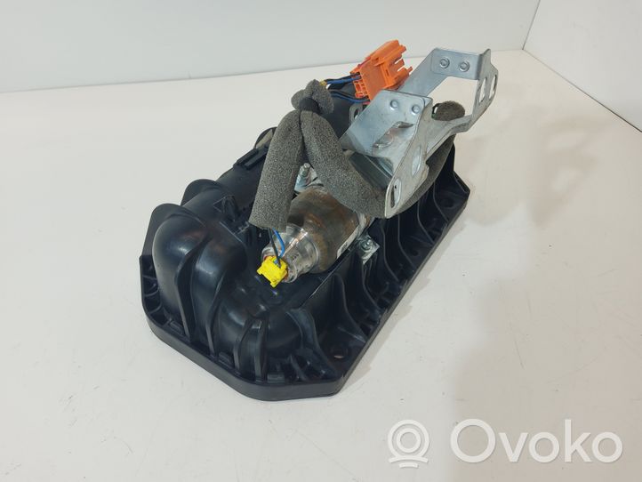 Volvo S60 Keleivio oro pagalvė 610640900