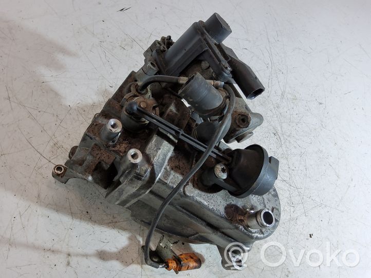 Volkswagen Touareg II EGR-venttiili/lauhdutin Z059131515CC