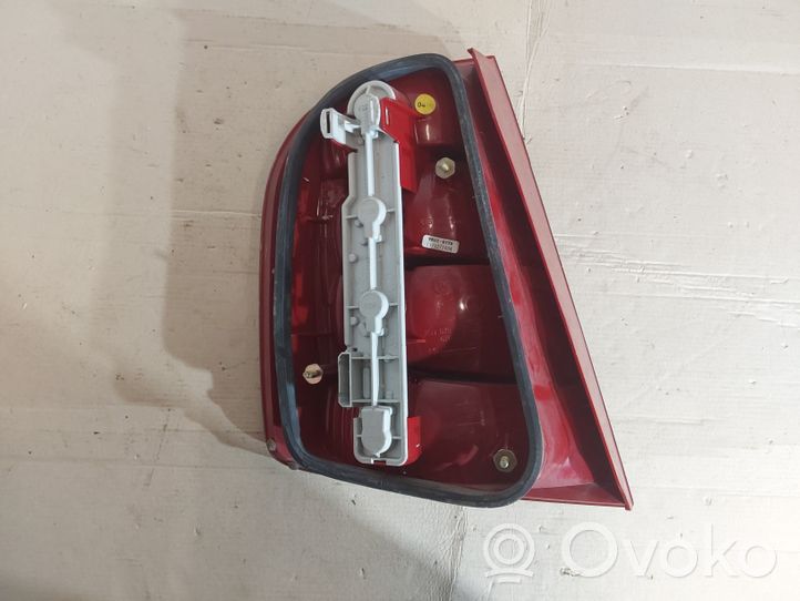 Skoda Fabia Mk1 (6Y) Lampa tylna 6Y6945096D