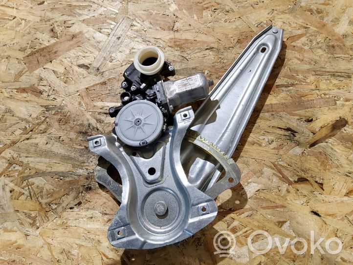 Toyota Auris E180 Moteur de lève-vitre de porte avant 8570102010