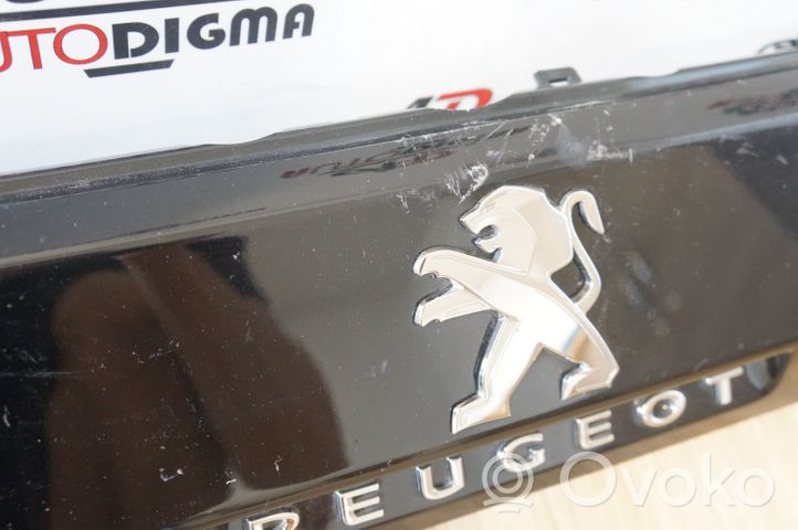 Peugeot 5008 Poszycie / Tapicerka tylnej klapy bagażnika 9812068877