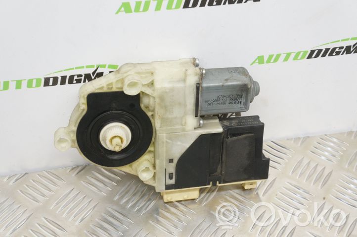 Citroen C4 I Moteur de lève-vitre de porte avant 9681575280