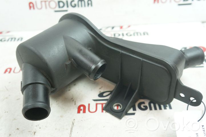 Ford Mondeo MK IV Sfiato/tubo di sfiato/tubo flessibile 6G9Q6A785