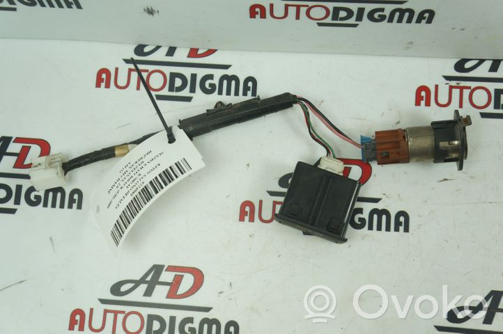 Mazda 6 Câble adaptateur AUX K7005AY