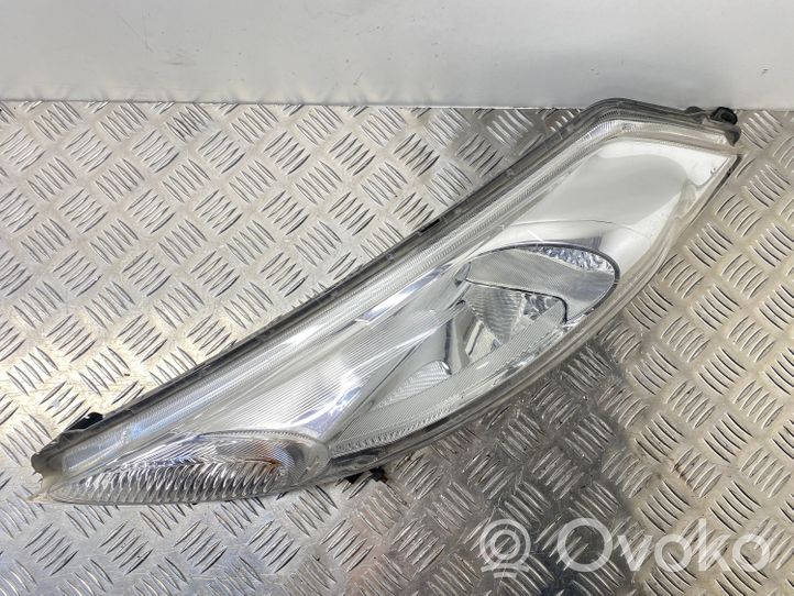 Nissan Juke I F15 Lampa przednia F001