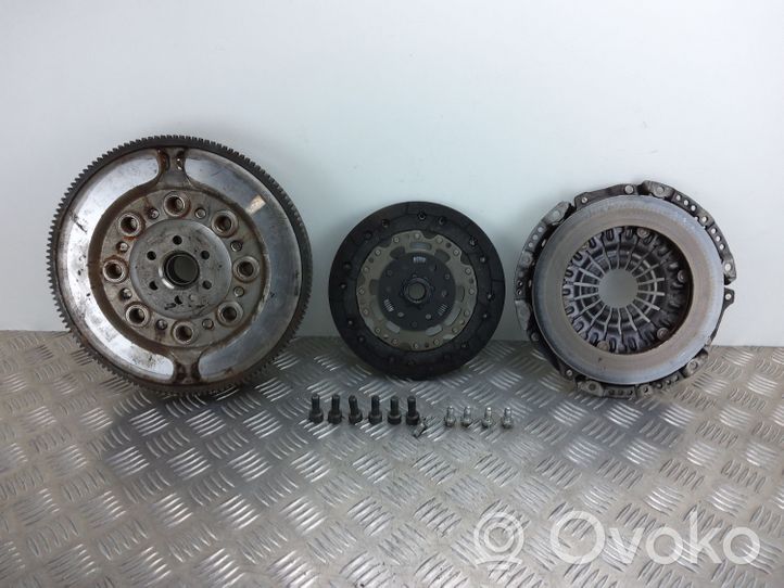 Opel Astra J Kit frizione 55575959