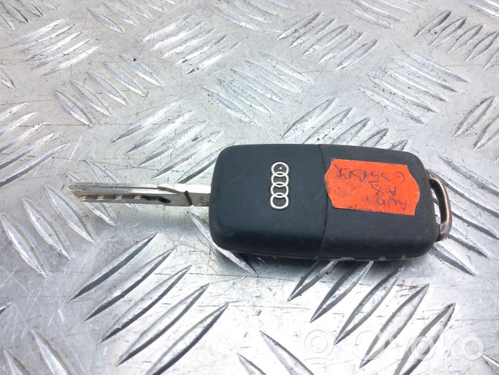 Audi A8 S8 D3 4E Chiave/comando di accensione 4E0837220