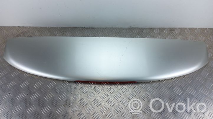 Toyota Avensis T270 Spoiler del portellone posteriore/bagagliaio 7608505050
