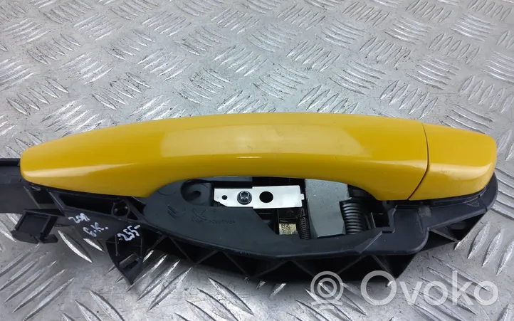 Peugeot 208 Maniglia esterna per portiera posteriore 9802977380