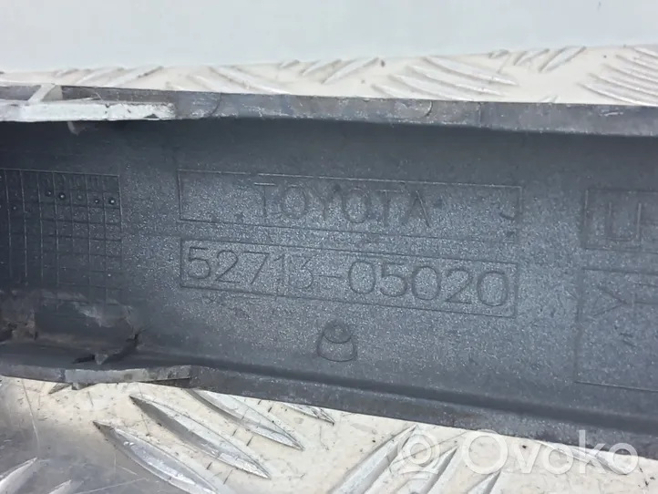 Toyota Avensis T250 Listwa zderzaka przedniego 5271305020