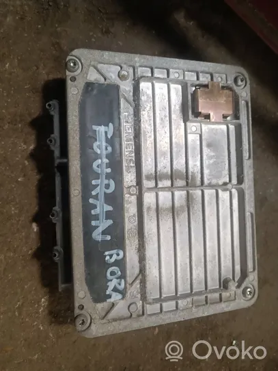 Volkswagen Bora Sterownik / Moduł ECU 06a906019ak