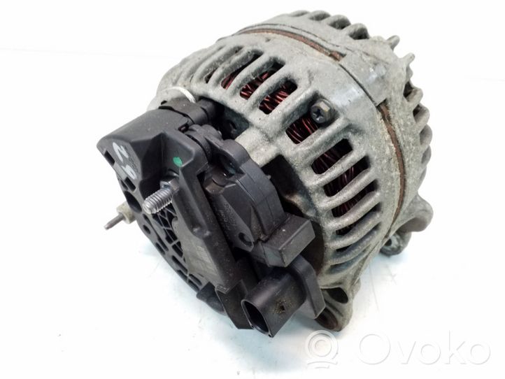 Volkswagen Jetta VI Generatore/alternatore 06F903023F