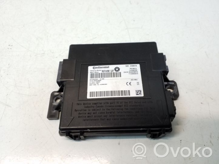 Chrysler 200 Module de contrôle sans clé Go 526123087A