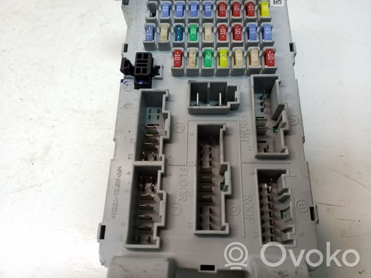 Hyundai Santa Fe Fuse module 919502B401