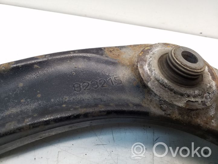 Citroen C4 II Fourchette, bras de suspension inférieur avant 823215