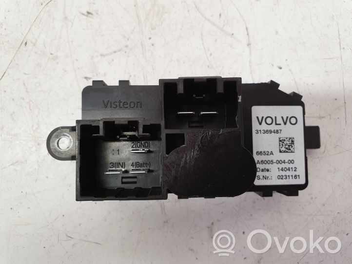 Volvo V40 Heater blower fan relay 