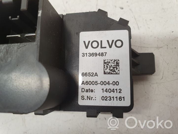 Volvo V40 Heater blower fan relay 