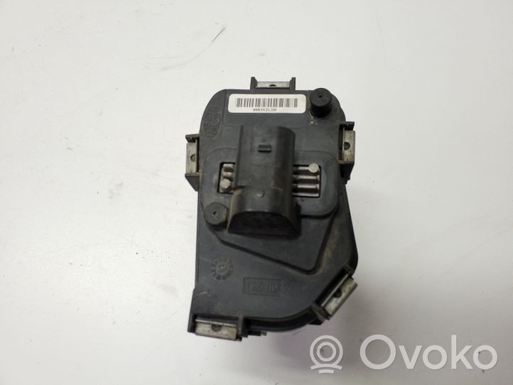 Opel Astra J Intake manifold valve actuator/motor 