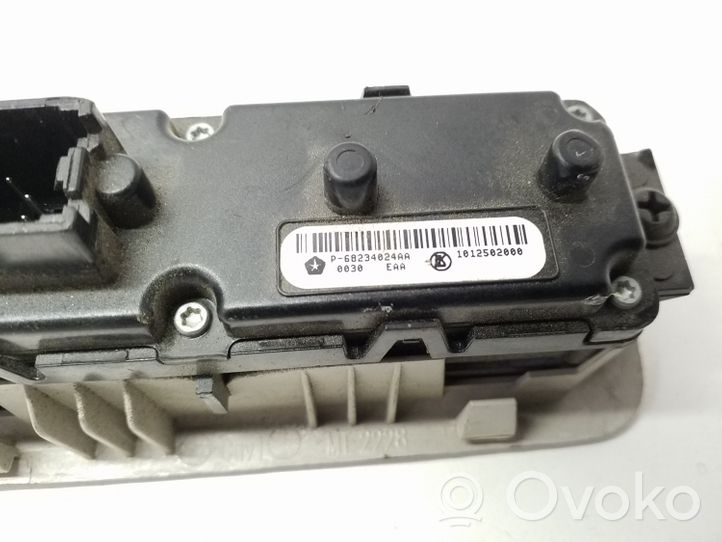 Chrysler Pacifica Seat control switch 