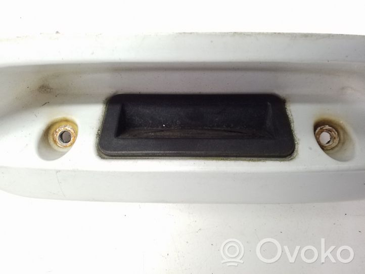 Ford Kuga I Uchwyt / Rączka zewnętrzna otwierania klapy tylnej / bagażnika 