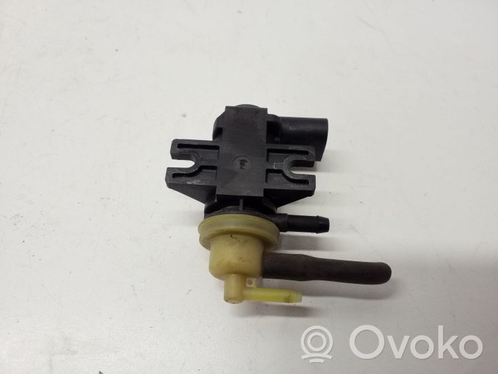 Volkswagen Jetta VI Solenoidinis vožtuvas 