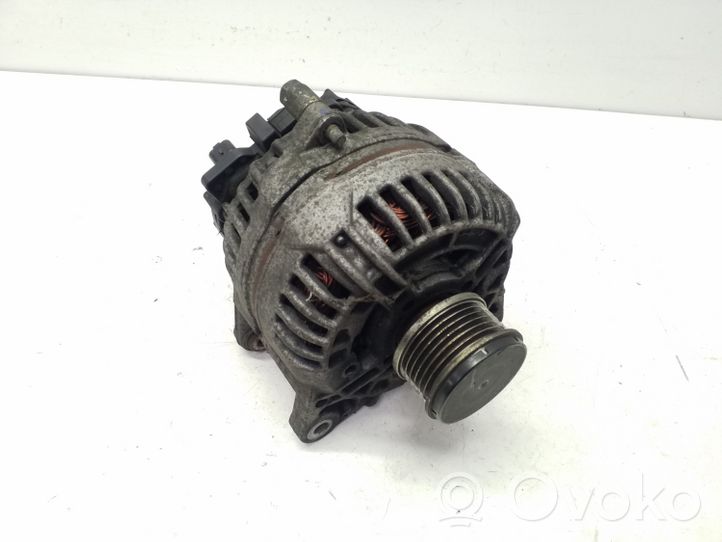 Nissan Juke I F15 Alternator 