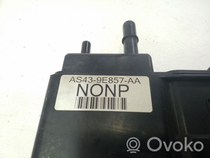 Ford Focus Serbatoio a carbone attivo per il recupero vapori carburante AS439E857AA