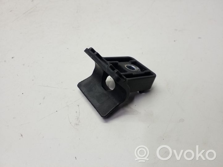 Opel Astra J Staffa di montaggio del radiatore 13250316