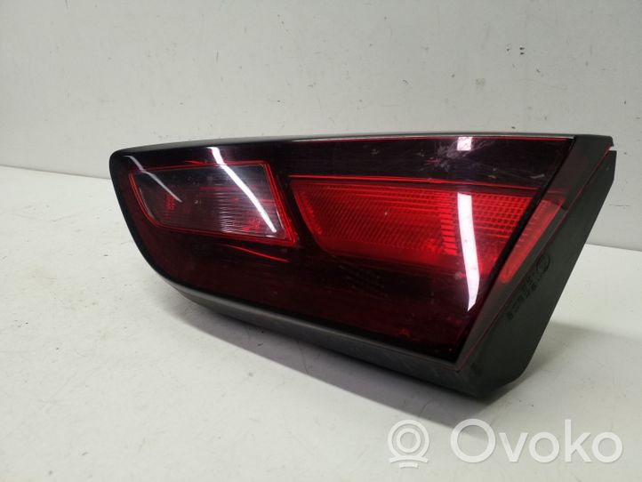 Opel Astra K Luci posteriori del portellone del bagagliaio 39032993