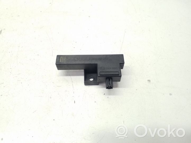 Audi A6 S6 C7 4G Antenna di sistema senza chiave 8K0907247