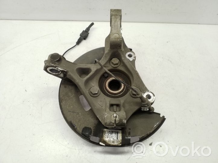 Opel Astra J Moyeu de roue avant 13583478