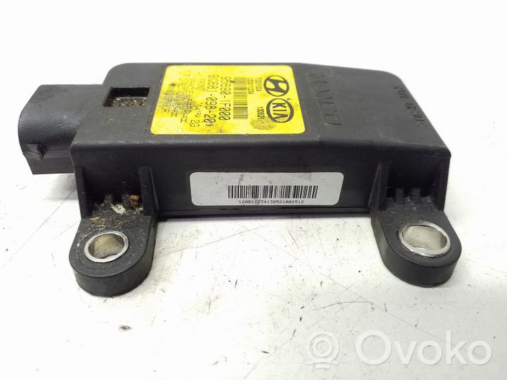 KIA Sportage Capteur de vitesse de lacet d'accélération ESP 956901F000