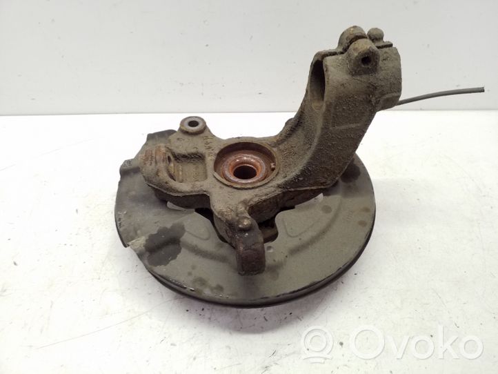 Volvo V70 Front wheel hub 6G913K170A