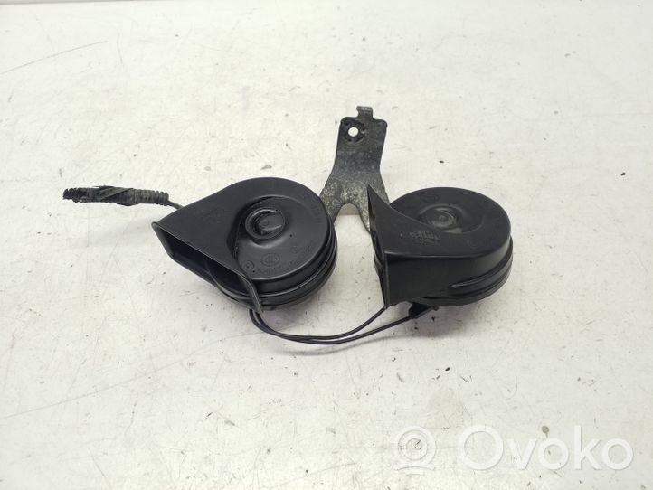 Ford Fusion II Horn signal DG9T13A805CA