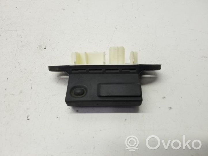 Lexus NX Tailgate opening switch 15D126