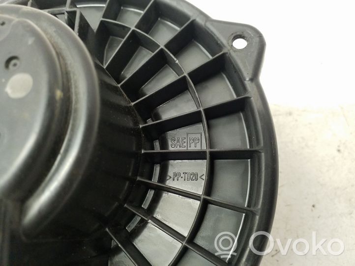 Subaru Outback (BS) Mazā radiatora ventilators AY2727005850