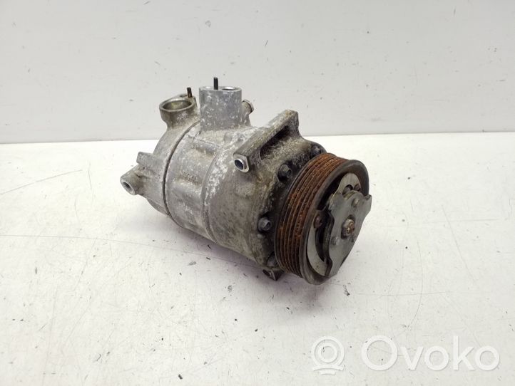 Volkswagen Jetta VI Compresseur de climatisation 1K0820808F