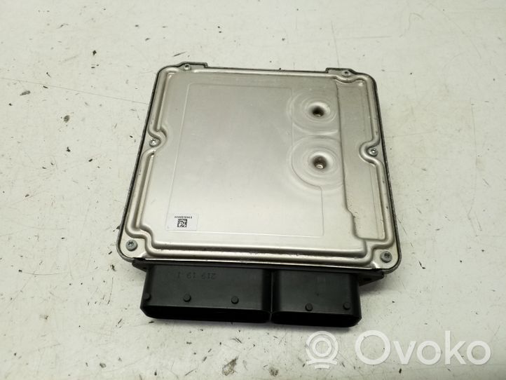 Volkswagen Jetta VI Dzinēja vadības bloks 04L907309K