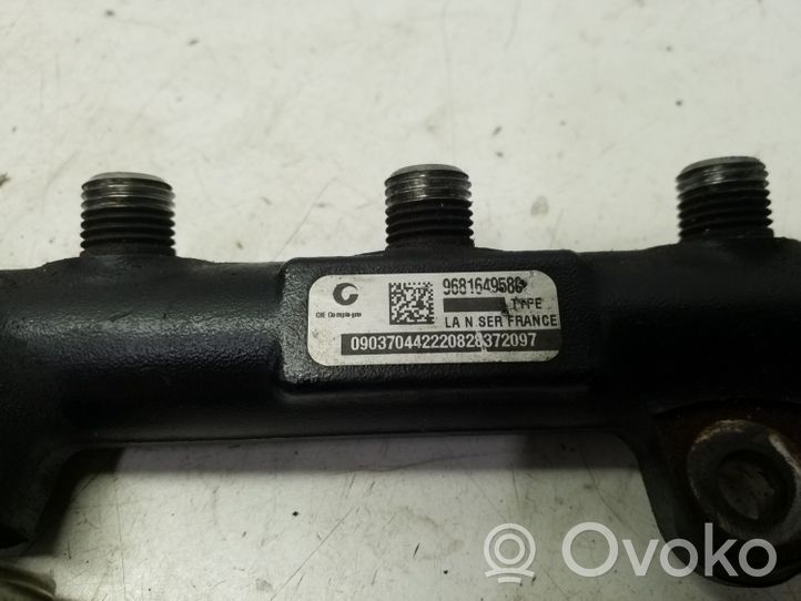 Ford Kuga I Tuyau de conduite principale de carburant 9681649580