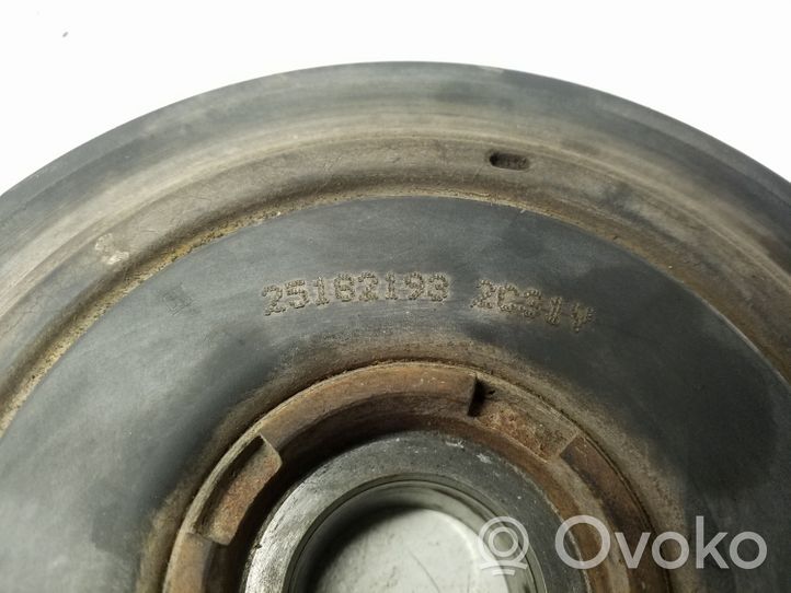 Chevrolet Captiva Crankshaft pulley 25182193